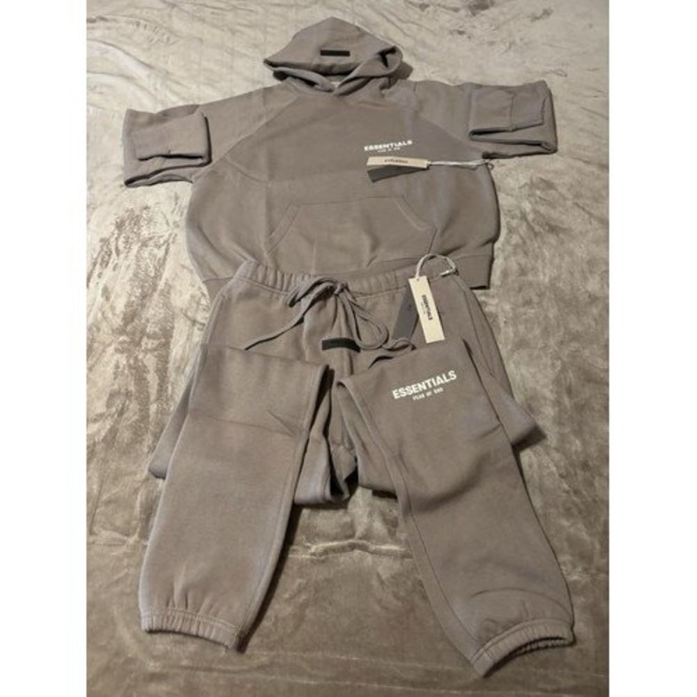 Fear of God Essentials Desert Taupe Hoodie & Sweatpants Set XL NWT - Picture 7 of 7